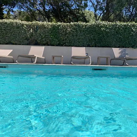 فيلة Magnifique Avec Piscines Et Cuisine D'ete كوربارا