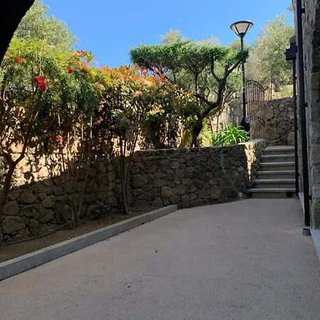 Magnifique Avec Piscines Et Cuisine D'ete * Corbara