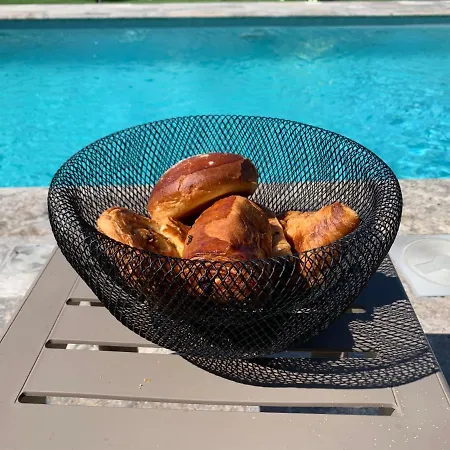 Magnifique Avec Piscines Et Cuisine D'ete *